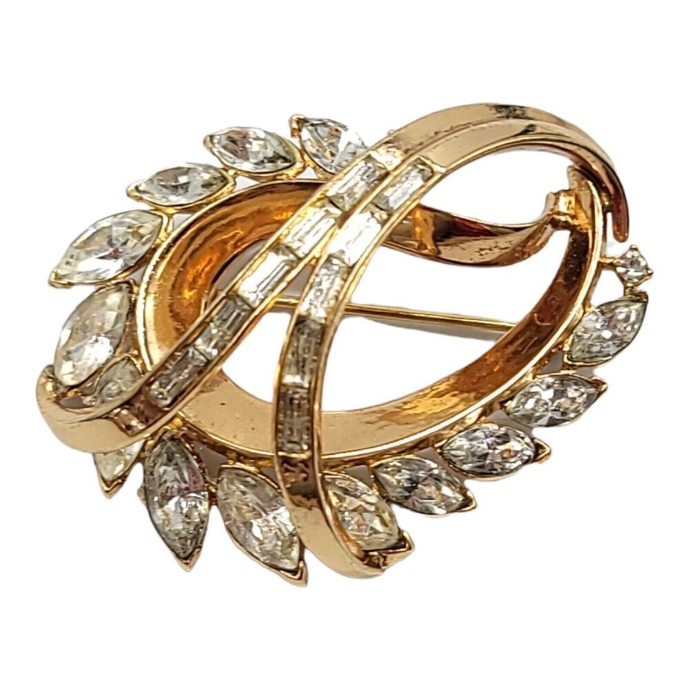 Crown Trifari Patent Pending Clear Rhinestone Abstract Flower Early 1950s Brooch